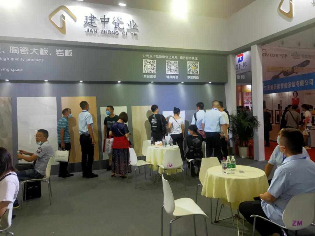 高定風(fēng)口下，巖板是否會(huì)成為瓷磚行業(yè)進(jìn)軍定制家居產(chǎn)業(yè)的“殺手锏”？(圖7)